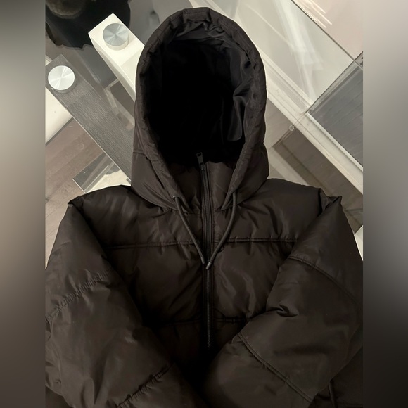 ZARA-Women’s Black Winter Puffer Jacket - Picture 3 of 3